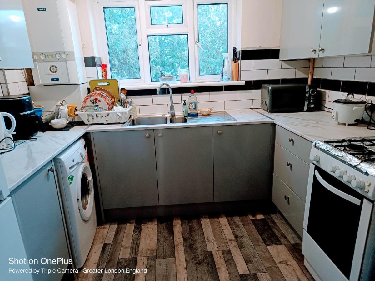 London'S Bed With Breakfast & Free Parking Appartement Buitenkant foto